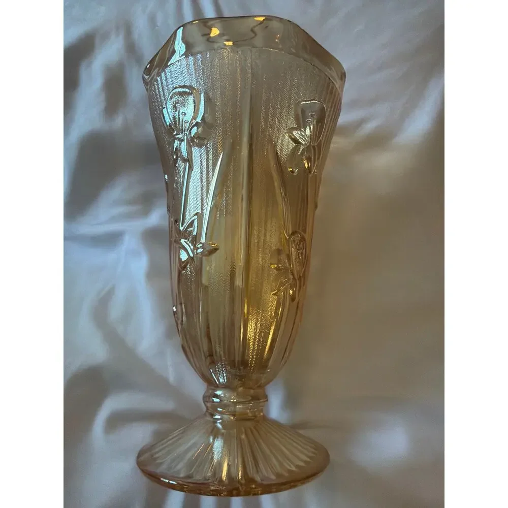 Jeannette Glass add stunning